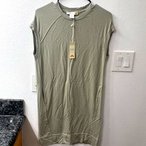 Sweat shirt dress with pockets